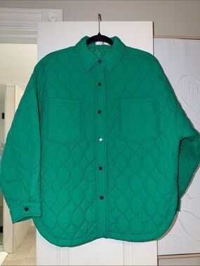 AZ Kelly Green Quilted lightweight Women's Jacket NWOT Size S/M